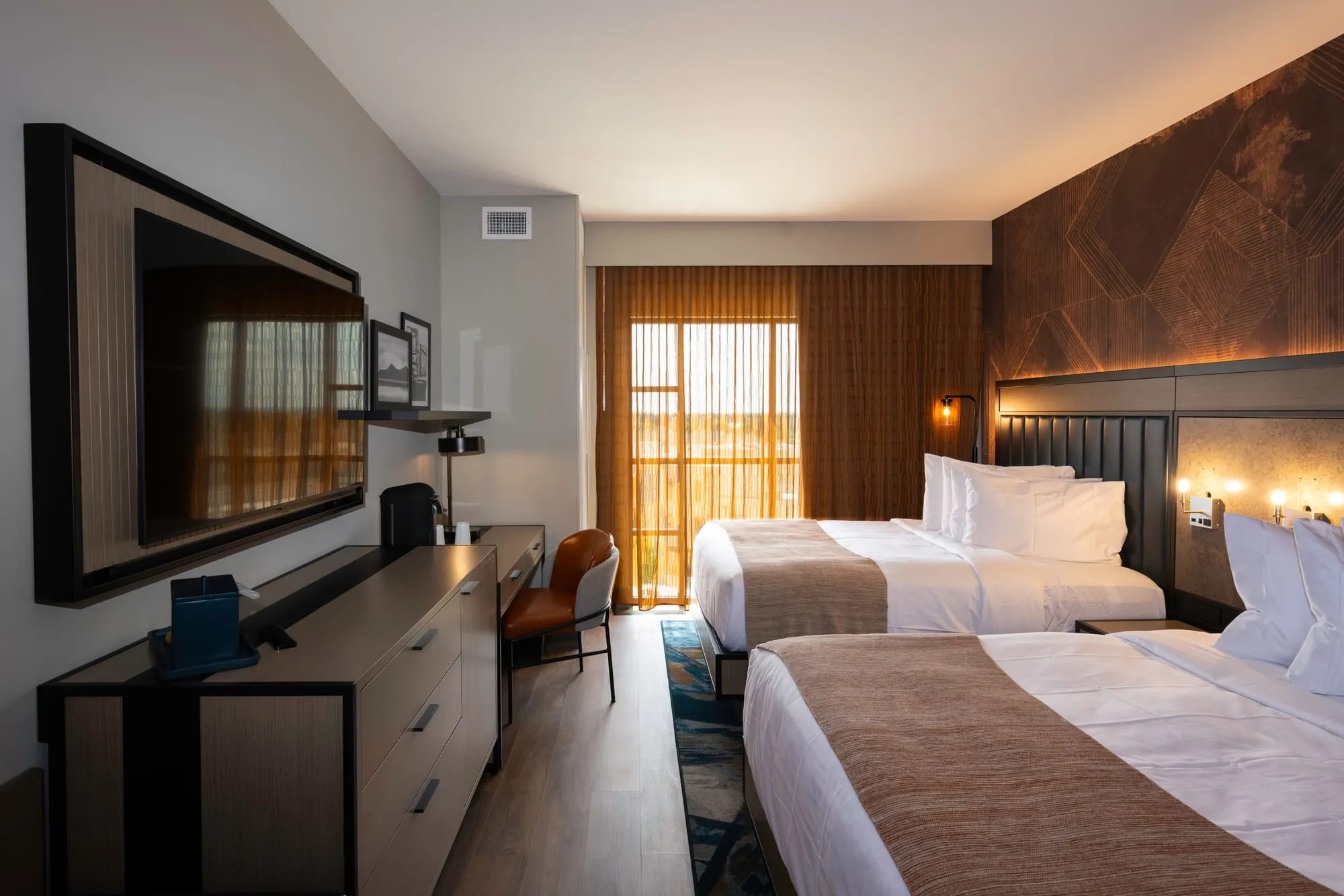 Hotel Avail — Hilton